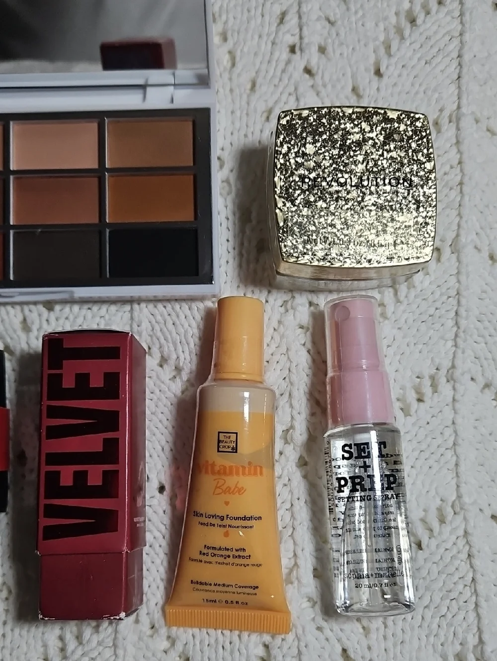 Face Make Up  Lot 9 Pieces Total New